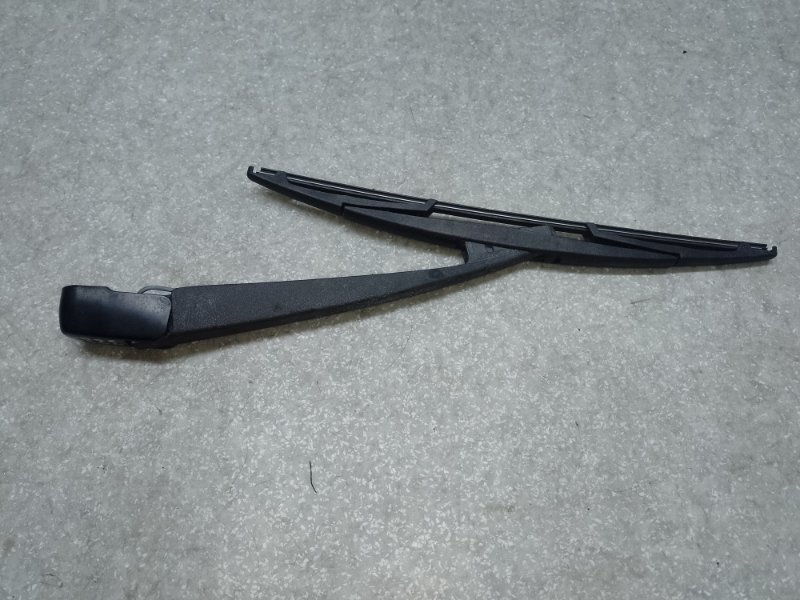 Запчасть поводок стеклоочистителя задний MITSUBISHI OUTLANDER XL 05-13 2009 3.0 6B31 8253A029 Б/У Поводок стеклоочистителя задний MITSUBISHI OUTLANDER XL 05-13 2009 3.0 6B31 8253A029 Б/У