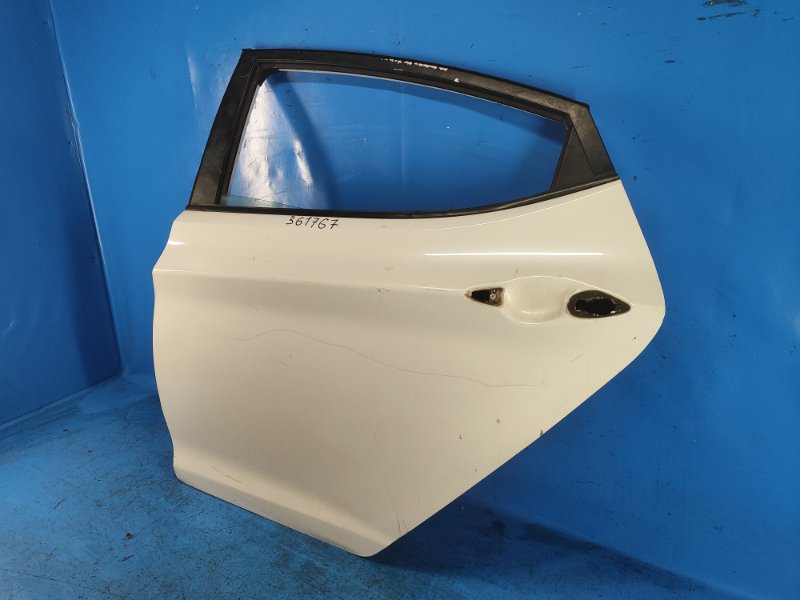 Дверь задняя левая ELANTRA MD 10-15 Дверь задняя левая ELANTRA MD 10-15