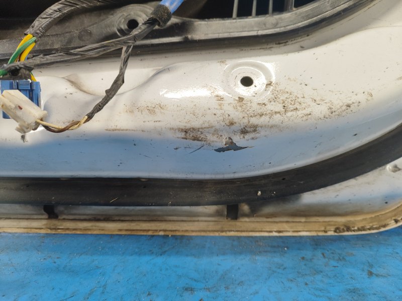 Дверь задняя правая ELANTRA MD 10-15 Дверь задняя правая ELANTRA MD 10-15