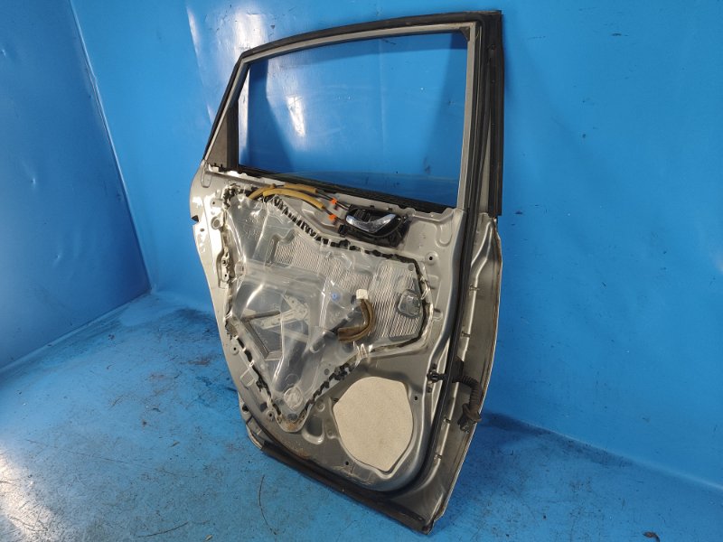 Дверь задняя левая SENTRA B17 12-21 Дверь задняя левая SENTRA B17 12-21