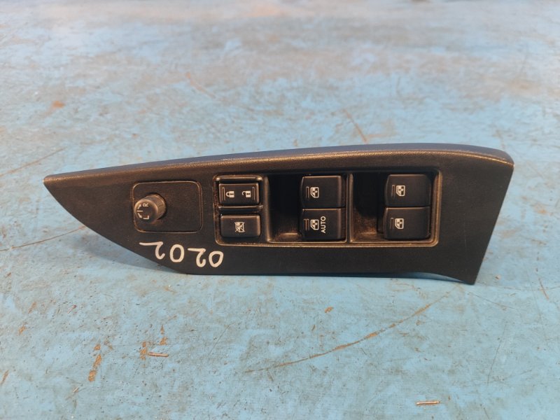 Блок управления стеклоподъемниками передний левый SUBARU FORESTER 12-19 2015 2.5 FB25B 83071SG010 Б/У