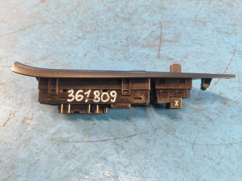 Блок управления стеклоподъемниками передний левый SUBARU FORESTER 12-19 2.5 FB25B