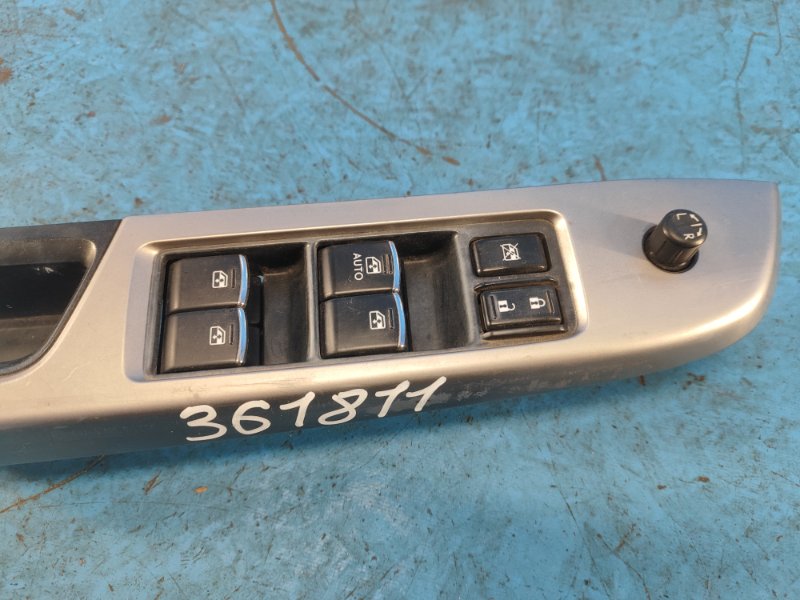 Блок управления стеклоподъемниками передний левый SUBARU CROSSTREK 12-17 2014 FB20X e-Boxer 83071FJ110 Б/У