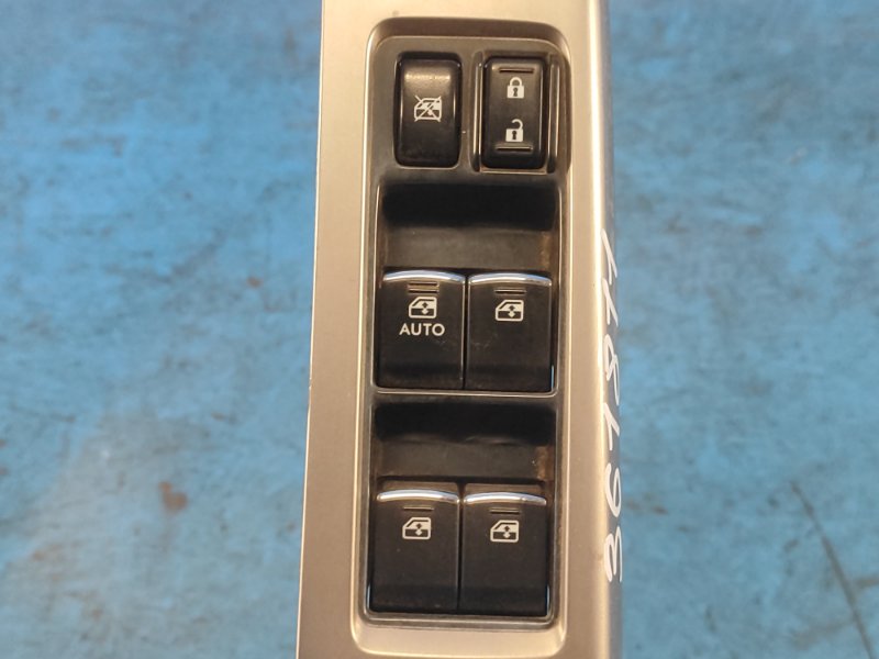 Блок управления стеклоподъемниками передний левый CROSSTREK 12-17 2014 FB20X e-Boxer