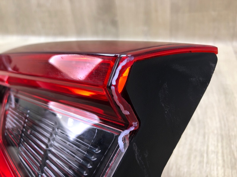 Фонарь внутренний правый QASHQAI/ROGUE SPORT 14- Фонарь внутренний правый QASHQAI/ROGUE SPORT 14-