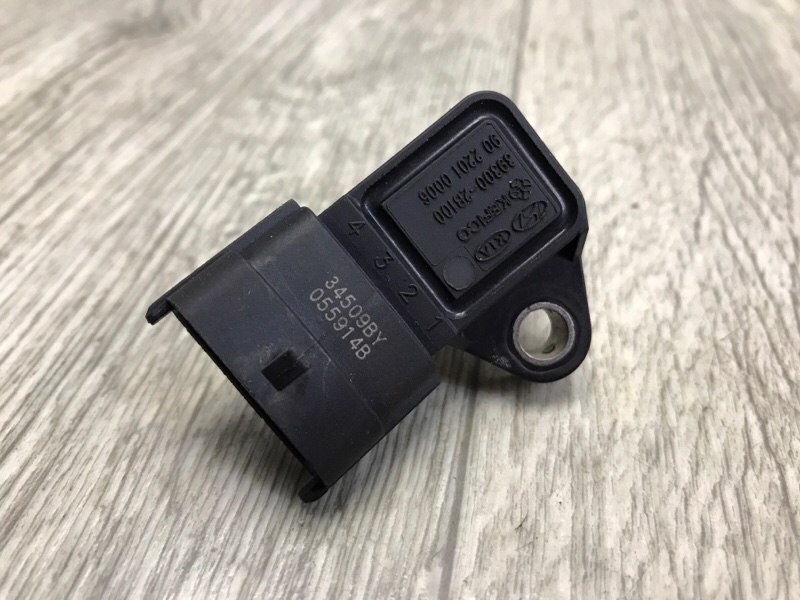 Датчик абсолютного давления (MAP sensor) HYUNDAI VELOSTER 11-18 1.6 G4FD Датчик абсолютного давления (MAP sensor) HYUNDAI VELOSTER 11-18 1.6 G4FD