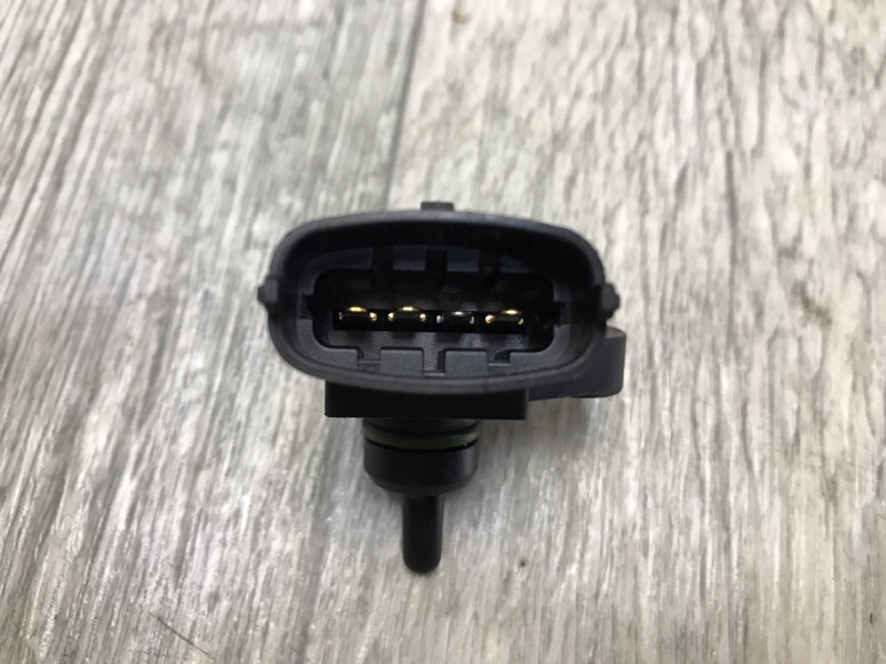 Датчик абсолютного давления (MAP sensor) VELOSTER 11-18 2013 1.6 G4FD Датчик абсолютного давления (MAP sensor) VELOSTER 11-18 2013 1.6 G4FD