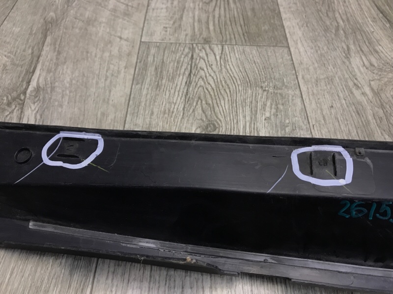 Накладка крыла левая Q5 08-16