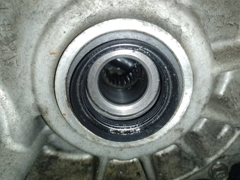 Двигатель электрический LEAF 10-17 2011 EM61 Двигатель электрический LEAF 10-17 2011 EM61