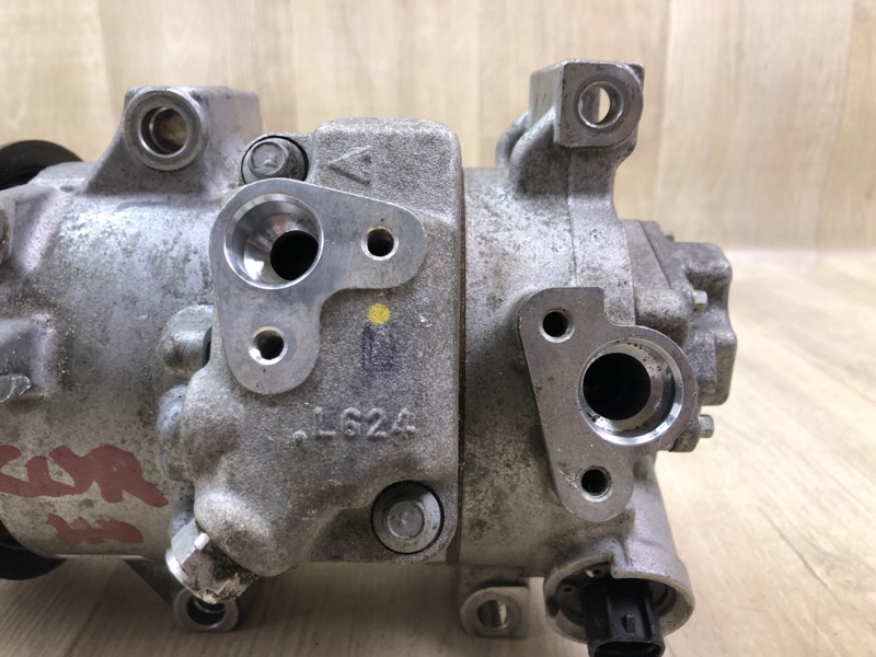 Компрессор кондиционера COROLLA 150 06-13 2.4 2AZFE Компрессор кондиционера COROLLA 150 06-13 2.4 2AZFE