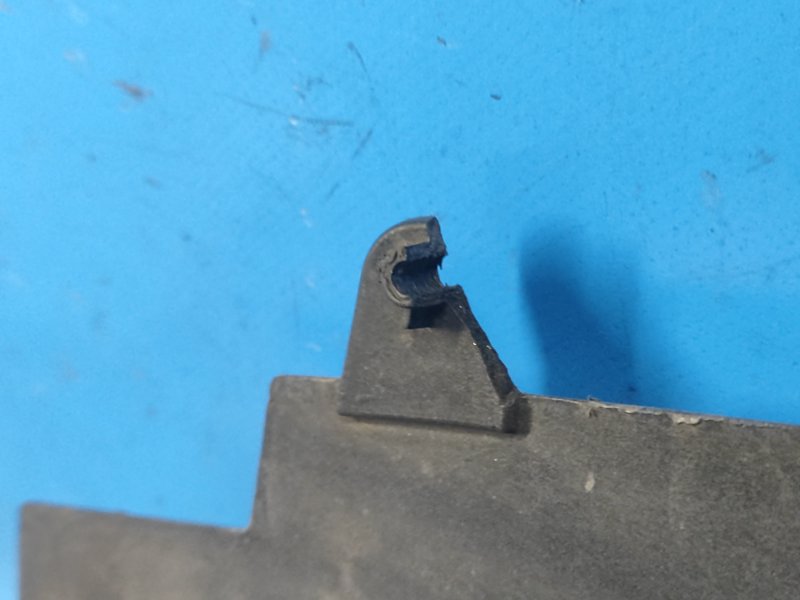 Накладка передней панели верх COMPASS 06-16 2014 2.0 ECN Накладка передней панели верх COMPASS 06-16 2014 2.0 ECN