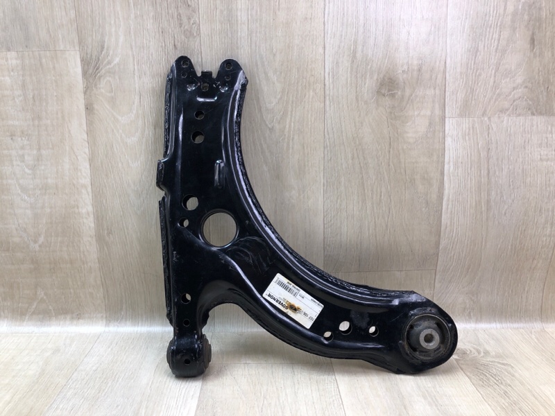 Рычаг передней подвески нижний VOLKSWAGEN JETTA 05-10 1J0407151C новая
