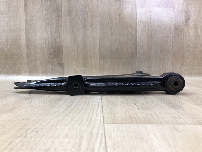 Рычаг передней подвески нижний VOLKSWAGEN JETTA 05-10