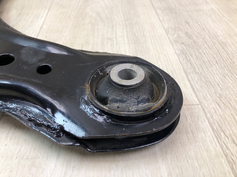 Рычаг передней подвески нижний JETTA 05-10