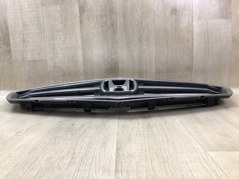 Решетка радиатора HONDA ACCORD CU8 / TSX 08-14