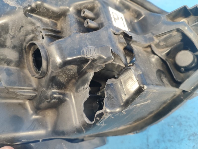 Фара левая X-TRAIL/ROGUE T32 13-20 Фара левая X-TRAIL/ROGUE T32 13-20