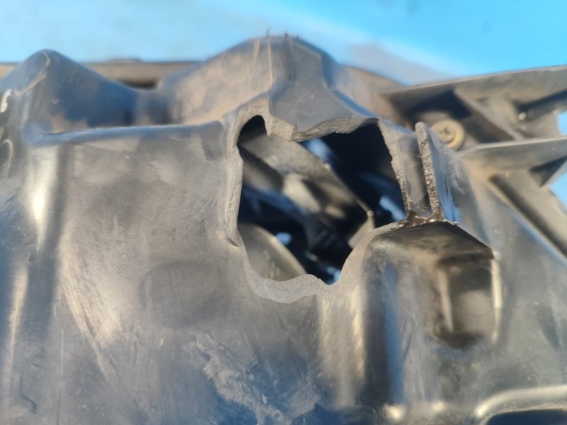 Фара левая X-TRAIL/ROGUE T32 13-20 Фара левая X-TRAIL/ROGUE T32 13-20