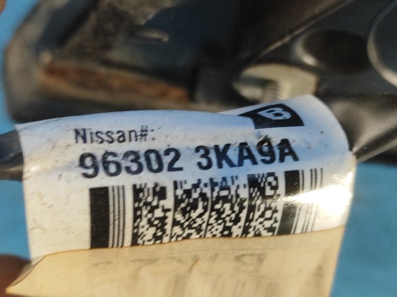 Зеркало левое PATHFINDER R52 12-21 2015 3.5 VQ35DE Зеркало левое PATHFINDER R52 12-21 2015 3.5 VQ35DE