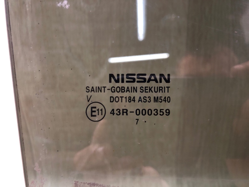 Стекло двери заднее правое X-TRAIL/ROGUE T32 13-20 Стекло двери заднее правое X-TRAIL/ROGUE T32 13-20