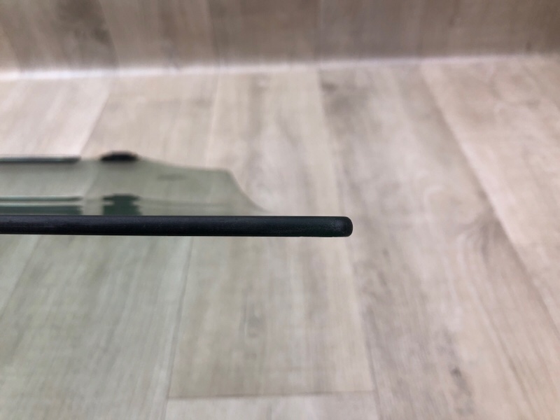 Стекло двери переднее левое TOYOTA AVENSIS 08-18 Стекло двери переднее левое TOYOTA AVENSIS 08-18