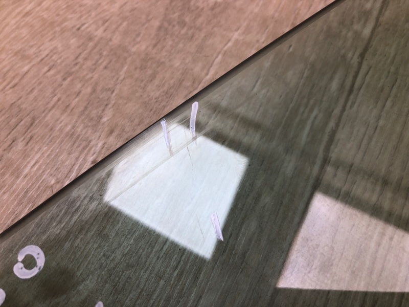 Стекло двери переднее левое AVENSIS 08-18 Стекло двери переднее левое AVENSIS 08-18