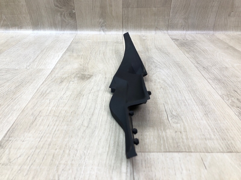 Пластик под лобовое стекло / Жабо правый HONDA CIVIC FC/FK 15- Пластик под лобовое стекло / Жабо правый HONDA CIVIC FC/FK 15-