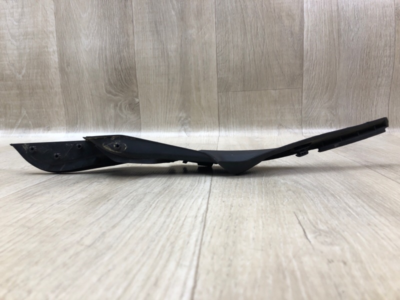 Пластик под лобовое стекло / Жабо правый CIVIC FC/FK 15- Пластик под лобовое стекло / Жабо правый CIVIC FC/FK 15-