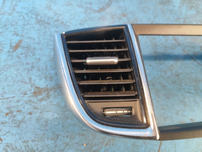 Дефлектор воздушный передний QX50 18- 2023 2.0 KR20DDET Дефлектор воздушный передний QX50 18- 2023 2.0 KR20DDET