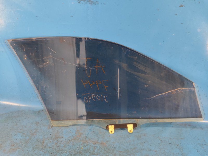 Стекло двери переднее левое HONDA CIVIC ES 00-05 1.7 L D17A
