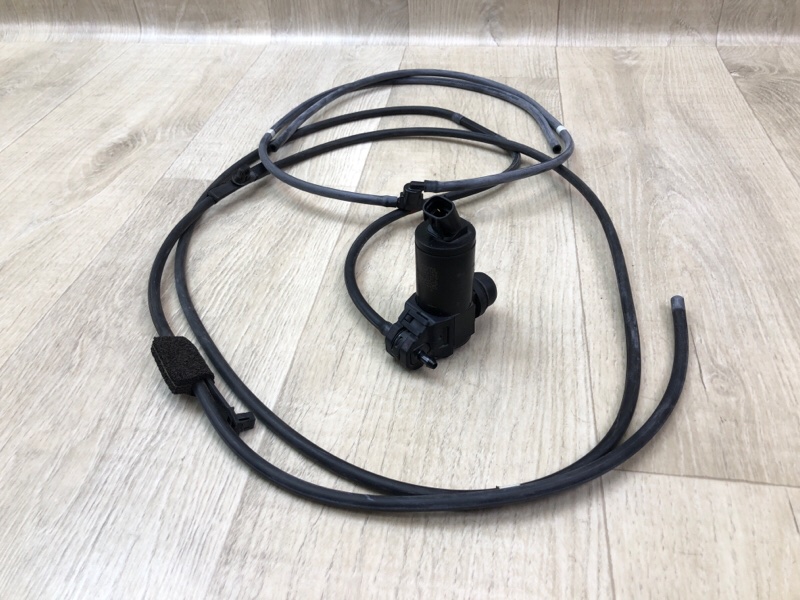 Запчасть насос омывателя стекла LEXUS RX350/450 15-22 85330-47100 Б/У Насос омывателя стекла LEXUS RX350/450 15-22 85330-47100 Б/У