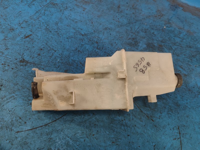 Бачок расширительный VERSA B17 11-19 2017 1.6 HR16DE