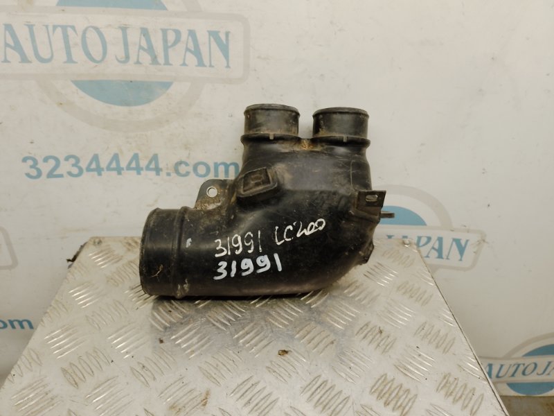 Патрубок интеркулера TOYOTA LAND CRUISER 200 08-21 17886-51010 Б/У