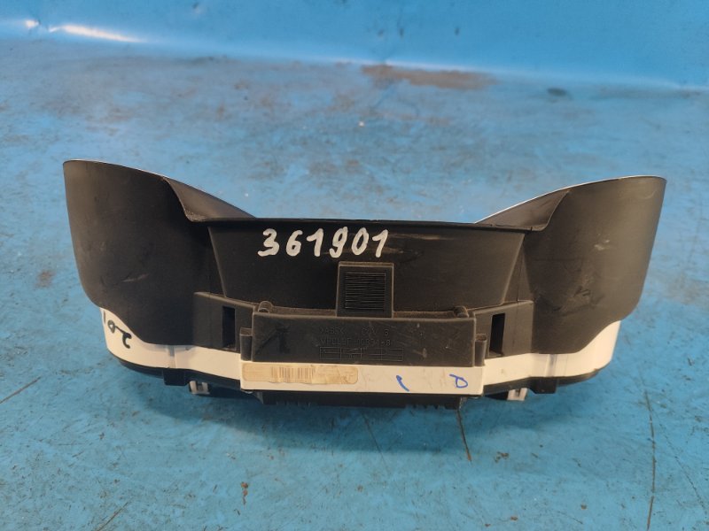 Панель приборов FORD ESCAPE 12-19 Панель приборов FORD ESCAPE 12-19