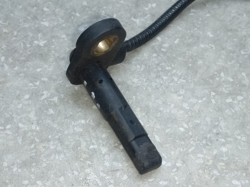 Датчик ABS передний левый OUTLANDER XL 05-13 2007 3.0 6B31 Датчик ABS передний левый OUTLANDER XL 05-13 2007 3.0 6B31