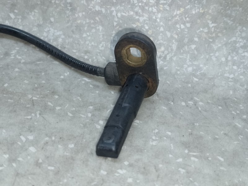 Датчик ABS передний правый OUTLANDER XL 05-13 2007 3.0 6B31 Датчик ABS передний правый OUTLANDER XL 05-13 2007 3.0 6B31