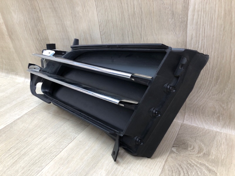 Жалюзи радиатора левые MODEL S 12-