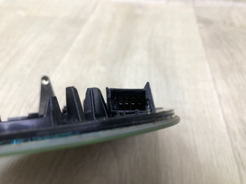 Зеркальный элемент правый CAYENNE 10-18