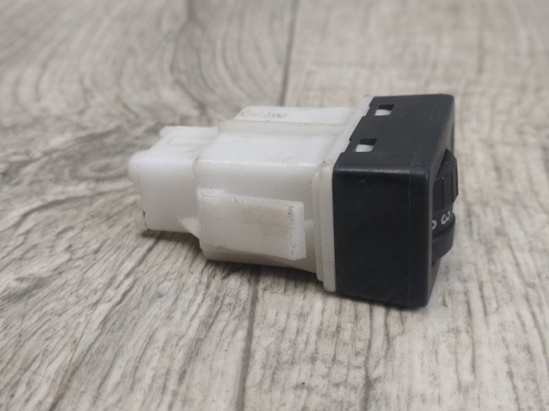 Кнопка SWIFT 04-11 Кнопка SWIFT 04-11