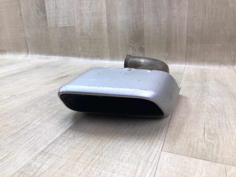 Насадка на глушитель правая CAYENNE 10-18 Насадка на глушитель правая CAYENNE 10-18