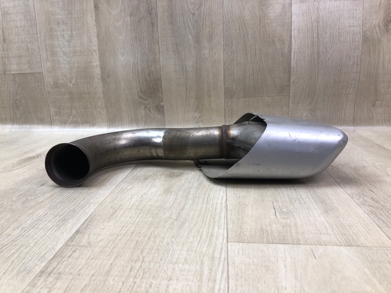 Насадка на глушитель правая CAYENNE 10-18 Насадка на глушитель правая CAYENNE 10-18