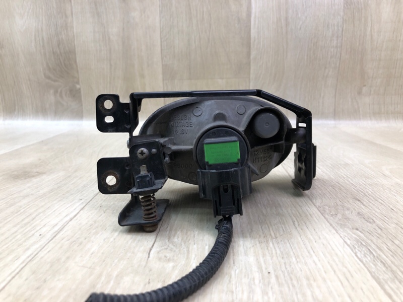 Противотуманная фара левая ACCORD CL7 / TSX 03-08 Противотуманная фара левая ACCORD CL7 / TSX 03-08