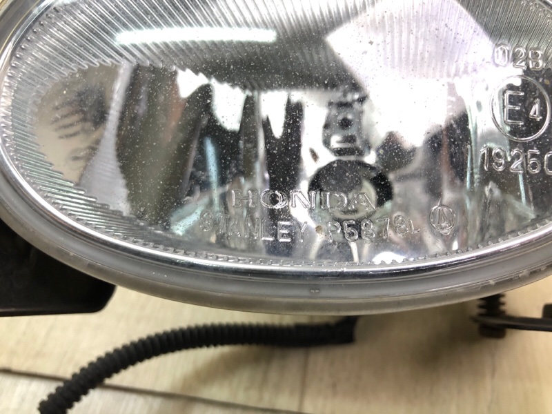 Противотуманная фара левая ACCORD CL7 / TSX 03-08 Противотуманная фара левая ACCORD CL7 / TSX 03-08