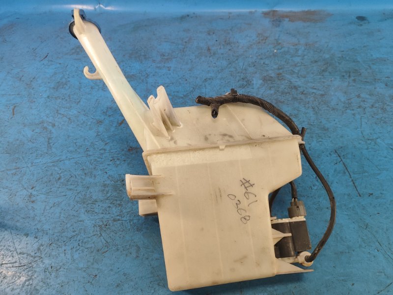 Бачок омывателя VELOSTER 11-18 2012 1.6 G4FD