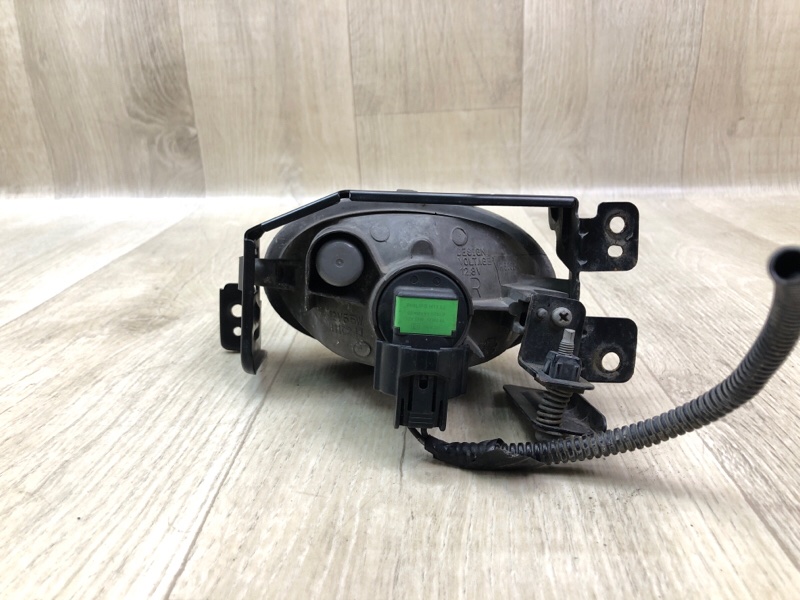 Противотуманная фара правая ACCORD CL7 / TSX 03-08 Противотуманная фара правая ACCORD CL7 / TSX 03-08