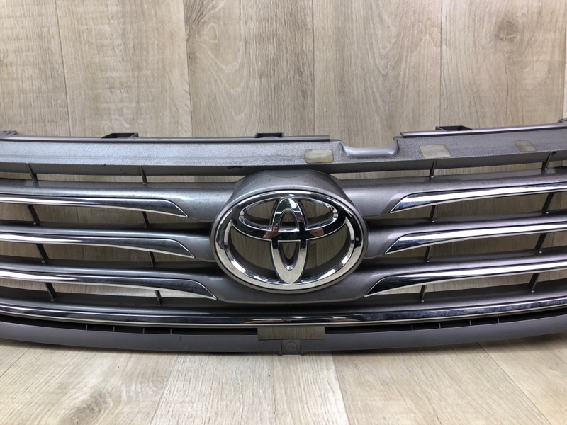 Решетка радиатора TOYOTA RAV4 05-12 Решетка радиатора TOYOTA RAV4 05-12