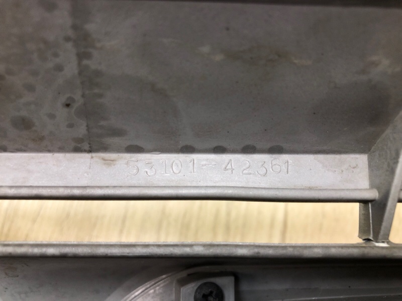 Решетка радиатора RAV4 05-12 Решетка радиатора RAV4 05-12