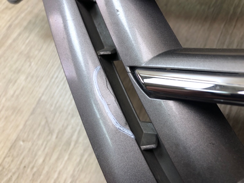 Решетка радиатора RAV4 05-12 Решетка радиатора RAV4 05-12