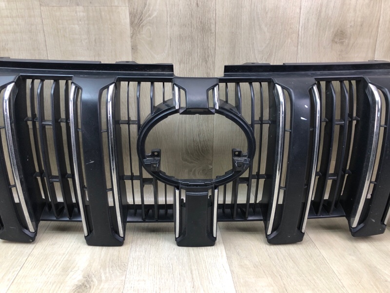 Решетка радиатора TOYOTA LAND CRUISER PRADO 150 09-17 Решетка радиатора TOYOTA LAND CRUISER PRADO 150 09-17