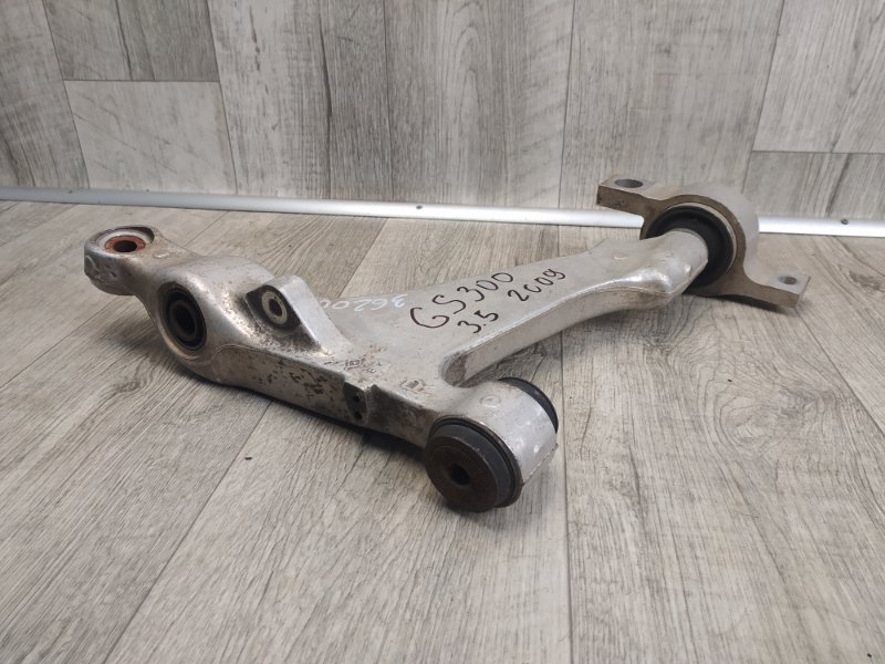 Рычаг передней подвески нижний правый GS350 GS300 05-11 3.5 2GR-FSE Рычаг передней подвески нижний правый GS350 GS300 05-11 3.5 2GR-FSE