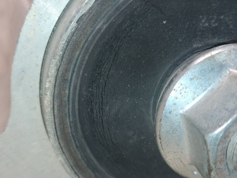 Рычаг передней подвески нижний правый GS350 GS300 05-11 3.5 2GR-FSE Рычаг передней подвески нижний правый GS350 GS300 05-11 3.5 2GR-FSE